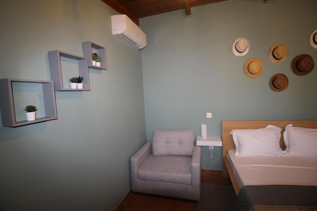 Pikinas Studios Near Ath Airport Markopoulo Mesogaias Ngoại thất bức ảnh